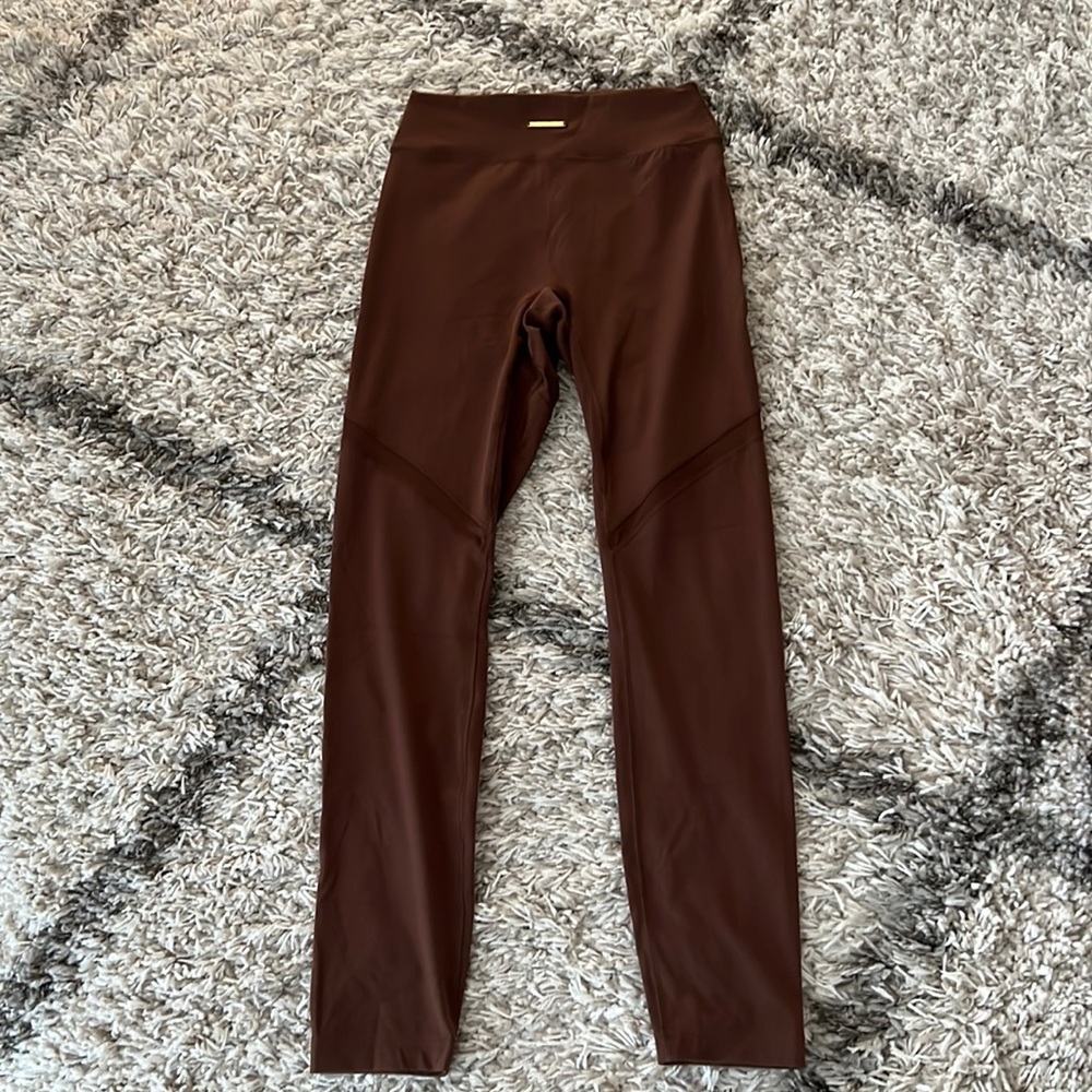 Whitney Simmons Gymshark scrunch butt leggings